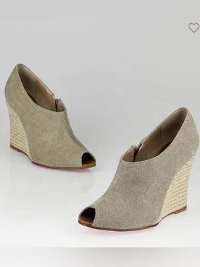 Christian Louboutin Natural Canvas Corazon 100 Espadrille Wedges AS IS  sz36/6